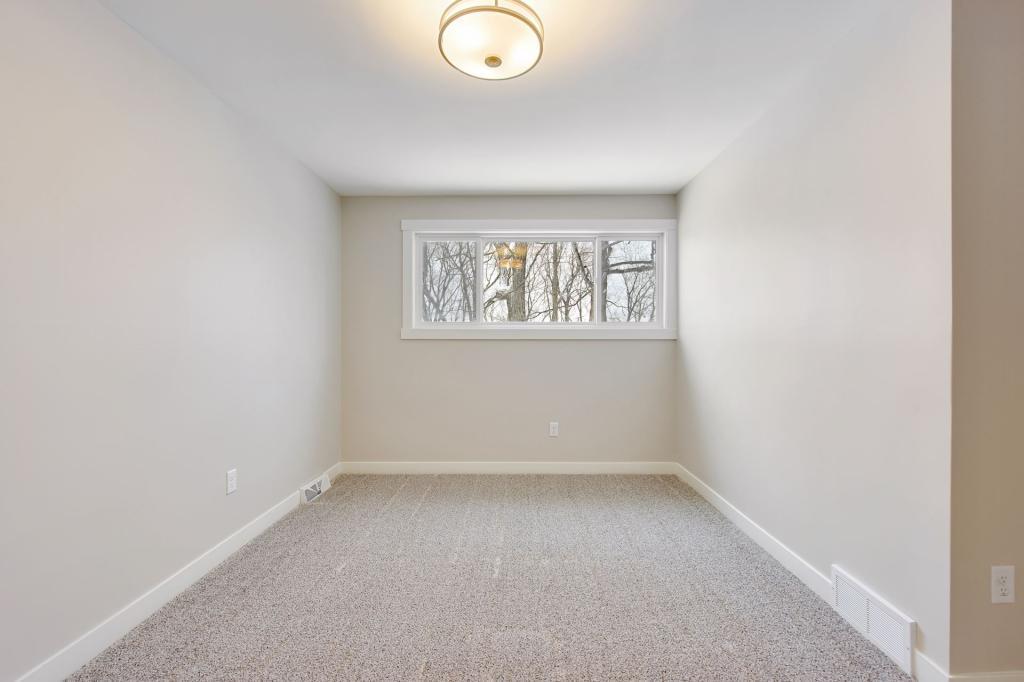 6035 Cherrywood Road Mound, MN 55364 - Photo 8 of 37 Gallery Image 8