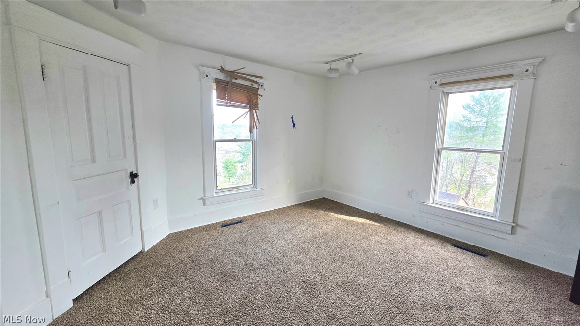 104 West Spring Street Marietta, OH 45750 - Photo 18 of 38