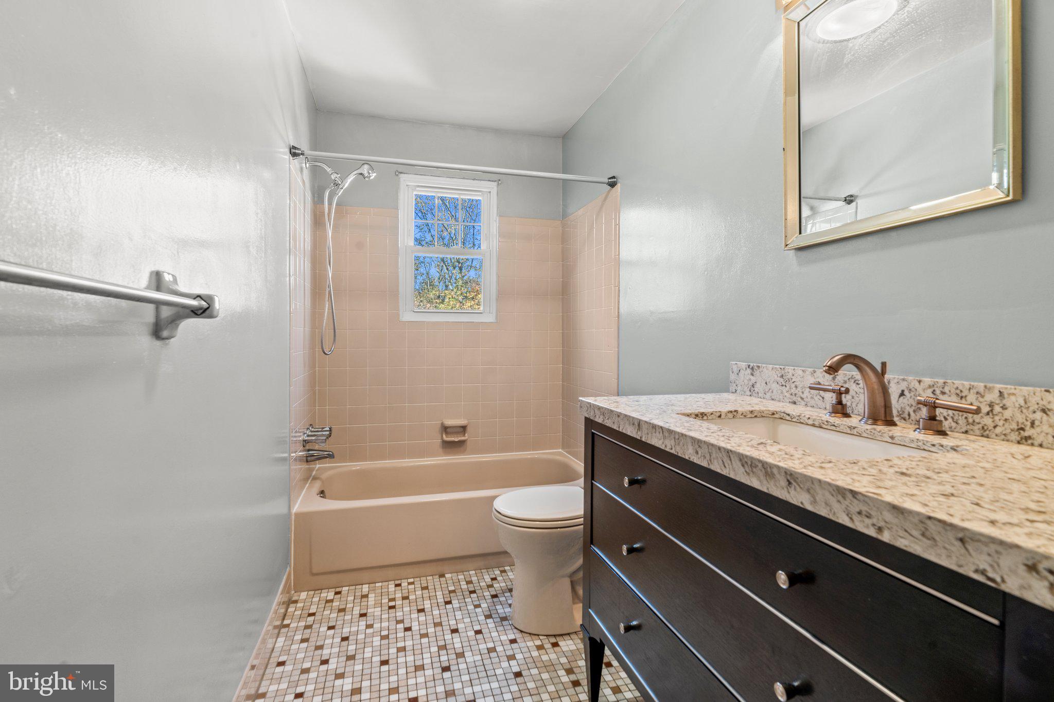 35 Cherry Lane Clementon, NJ 08021 - Photo 13 of 38 Gallery Image 13