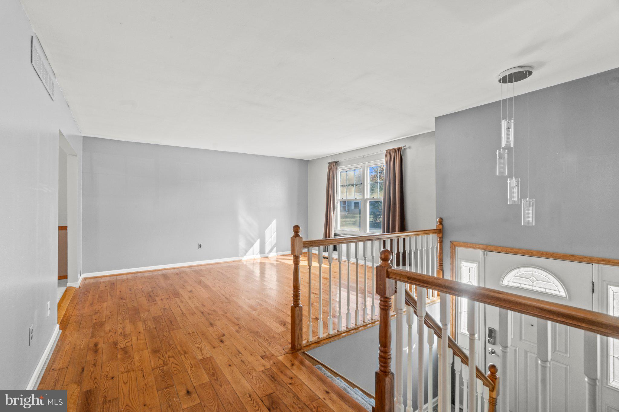 35 Cherry Lane Clementon, NJ 08021 - Photo 4 of 38 Gallery Image 4