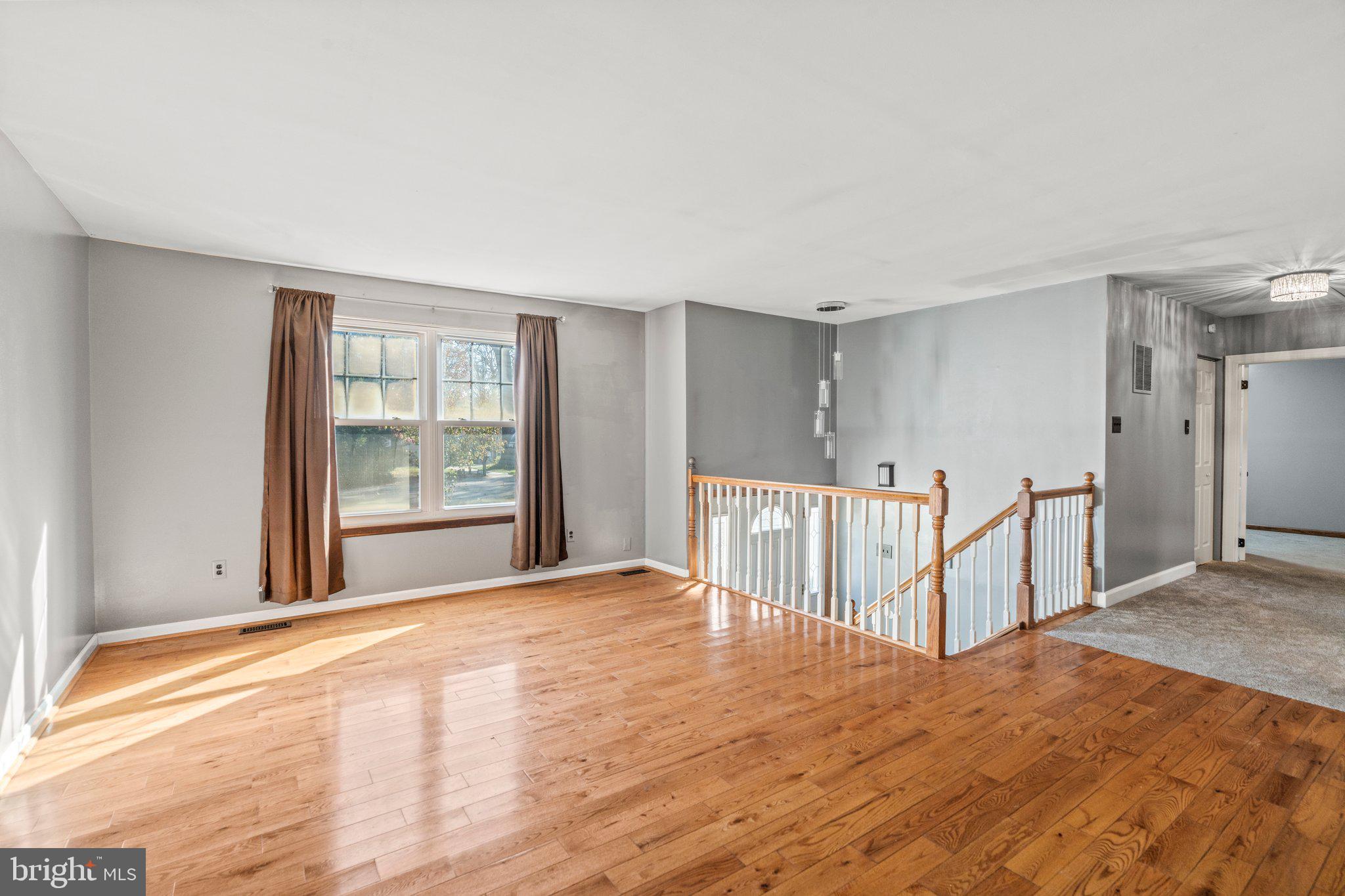 35 Cherry Lane Clementon, NJ 08021 - Photo 5 of 38 Gallery Image 5