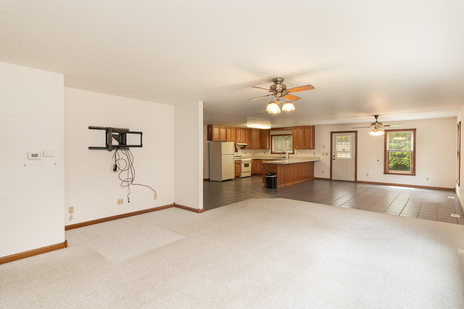 17020 Holtz Road Lowell, IN 46356 - Photo 6 of 24 1500x1000