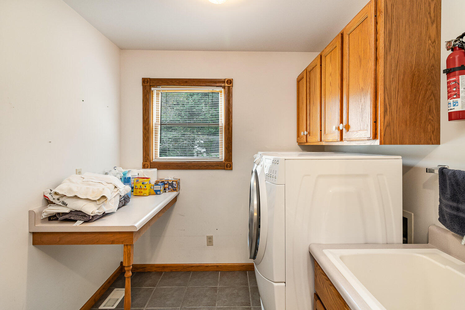 17020 Holtz Road Lowell, IN 46356 - Photo 9 of 24 1500x1000