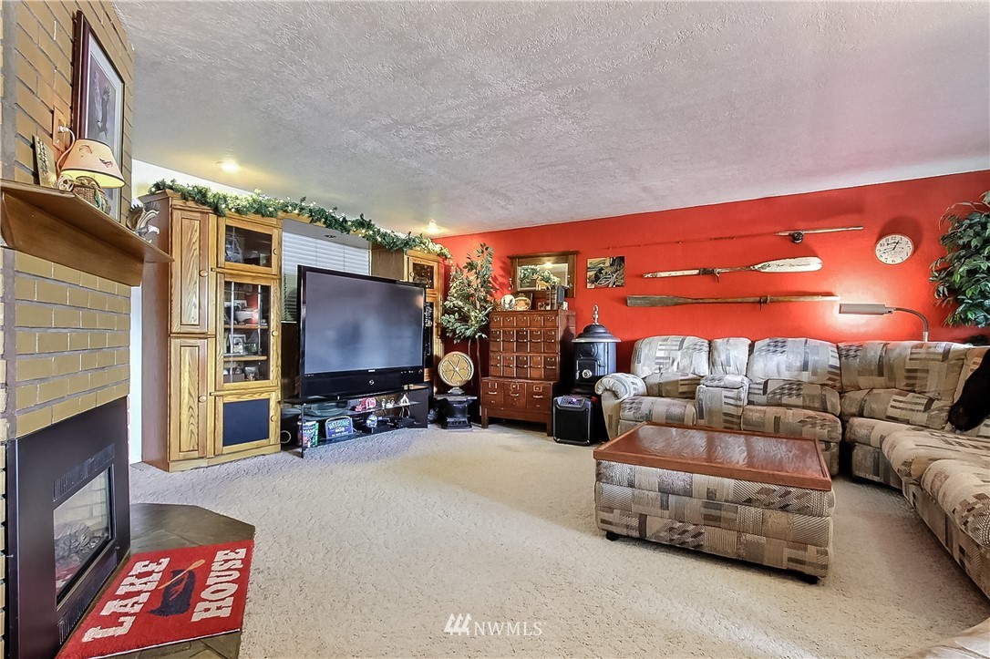 2917 Carpenter Road Southeast Lacey, WA 98503 - Photo 5 of 16 Gallery Image 5