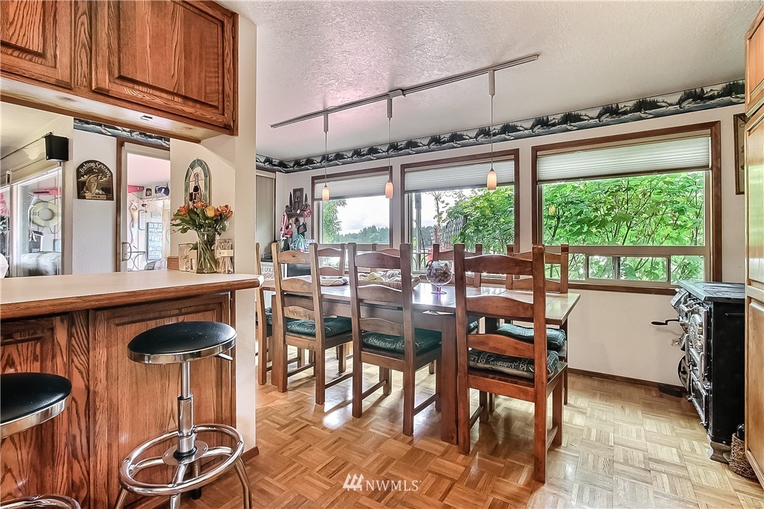 2917 Carpenter Road Southeast Lacey, WA 98503 - Photo 6 of 16 Gallery Image 6