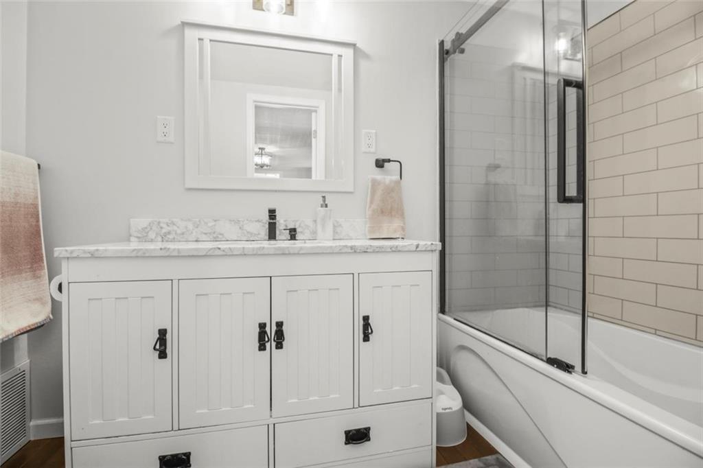 1215 Berry Road Independence, MO 64057 - Photo 17 of 24