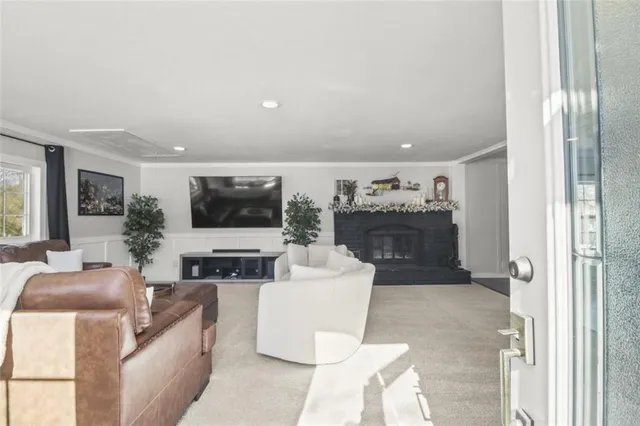 $319,900 | 1215 Berry Road, Independence, MO 64057