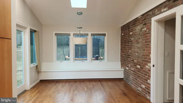 $4,400 | 7609 Woodridge Circle, Alexandria, VA 22308