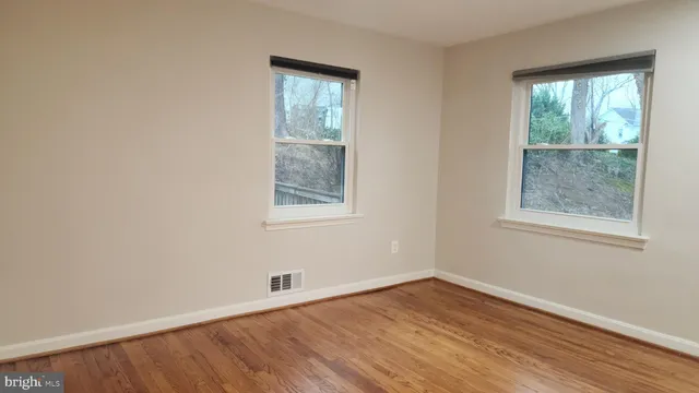 $4,400 | 7609 Woodridge Circle, Alexandria, VA 22308