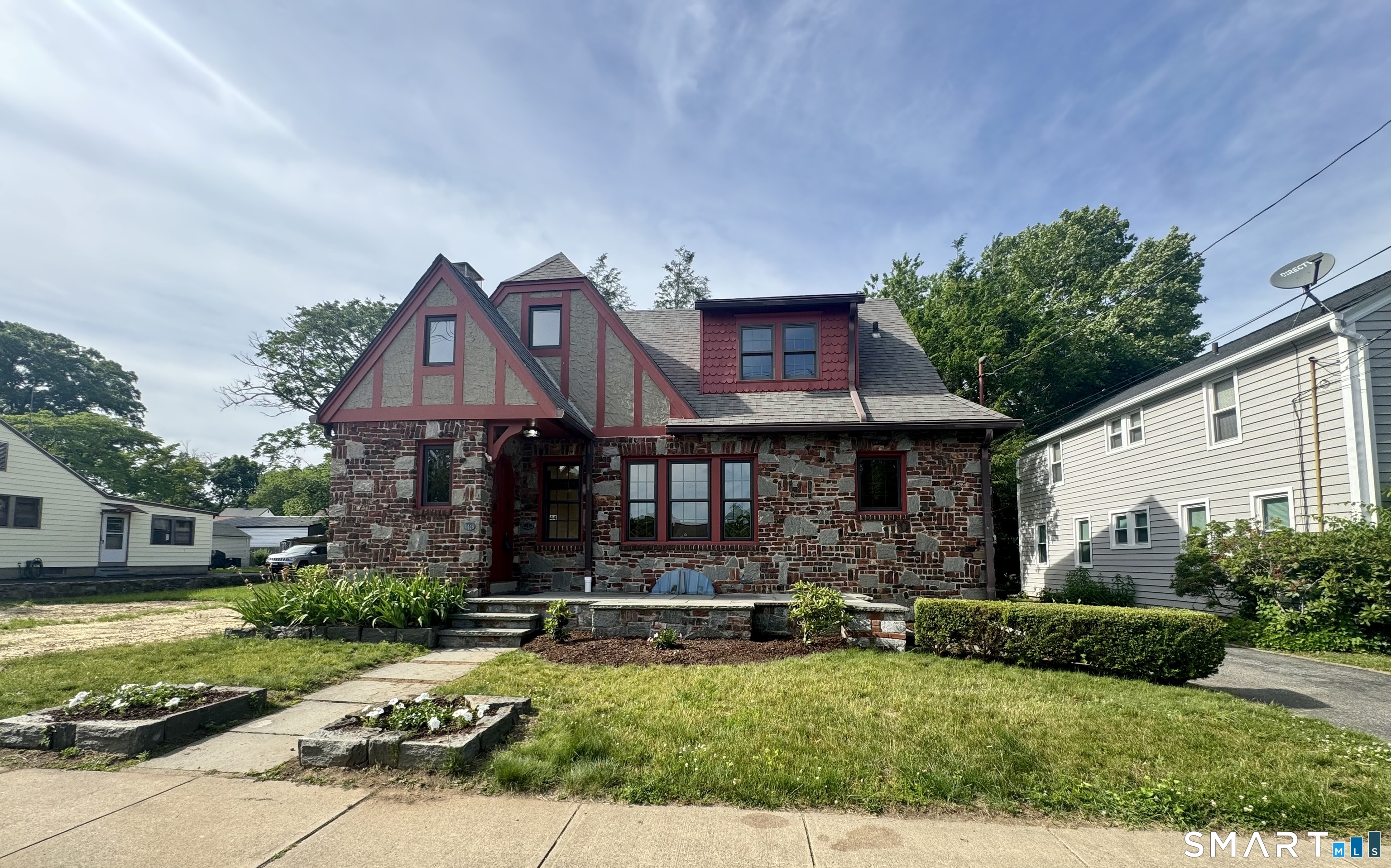 44 Ulrich Road Stratford, CT 06614 - Photo 2 of 21
