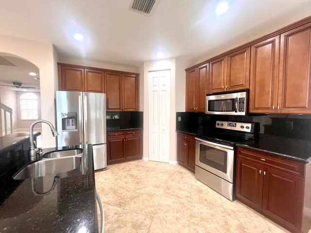 $3,100 | 7406 Briella Drive, Boynton Beach, FL 33437