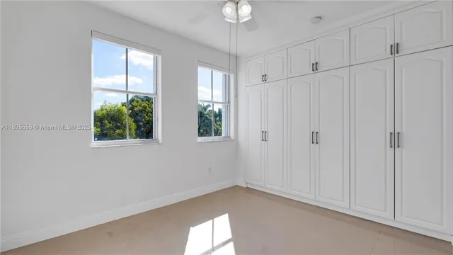 $5,200 | 17994 Northwest 87th Place, Hialeah, FL 33018