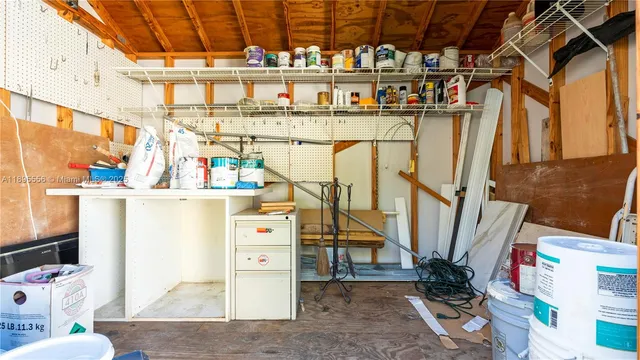 $5,200 | 17994 Northwest 87th Place, Hialeah, FL 33018