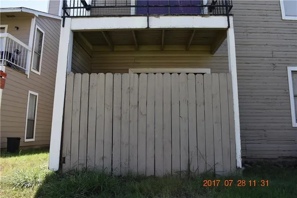 $900 | 1908 West Loop, Unit A, Austin, TX 78758