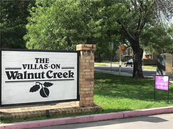 $950 | 1908 West Loop, Unit A, Austin, TX 78758