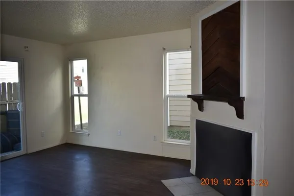 $950 | 1908 West Loop, Unit A, Austin, TX 78758