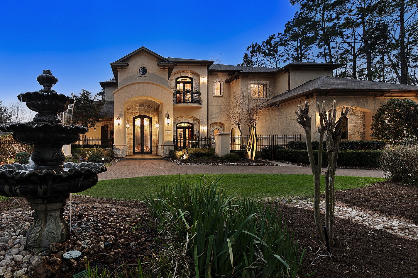 Welcome to 134 S Tranquil Path!