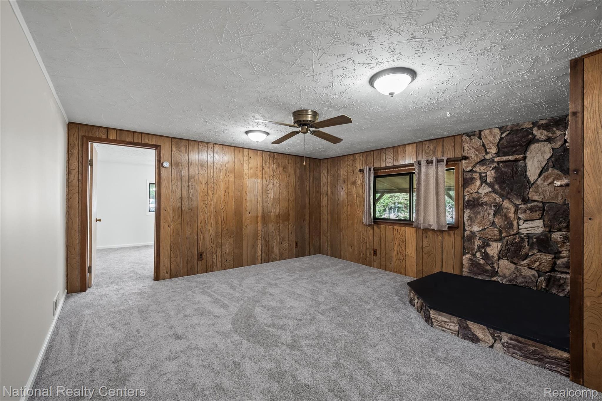 2942 South Baldwin Road Lake Orion, MI 48360 - Photo 9 of 24 10.jpg