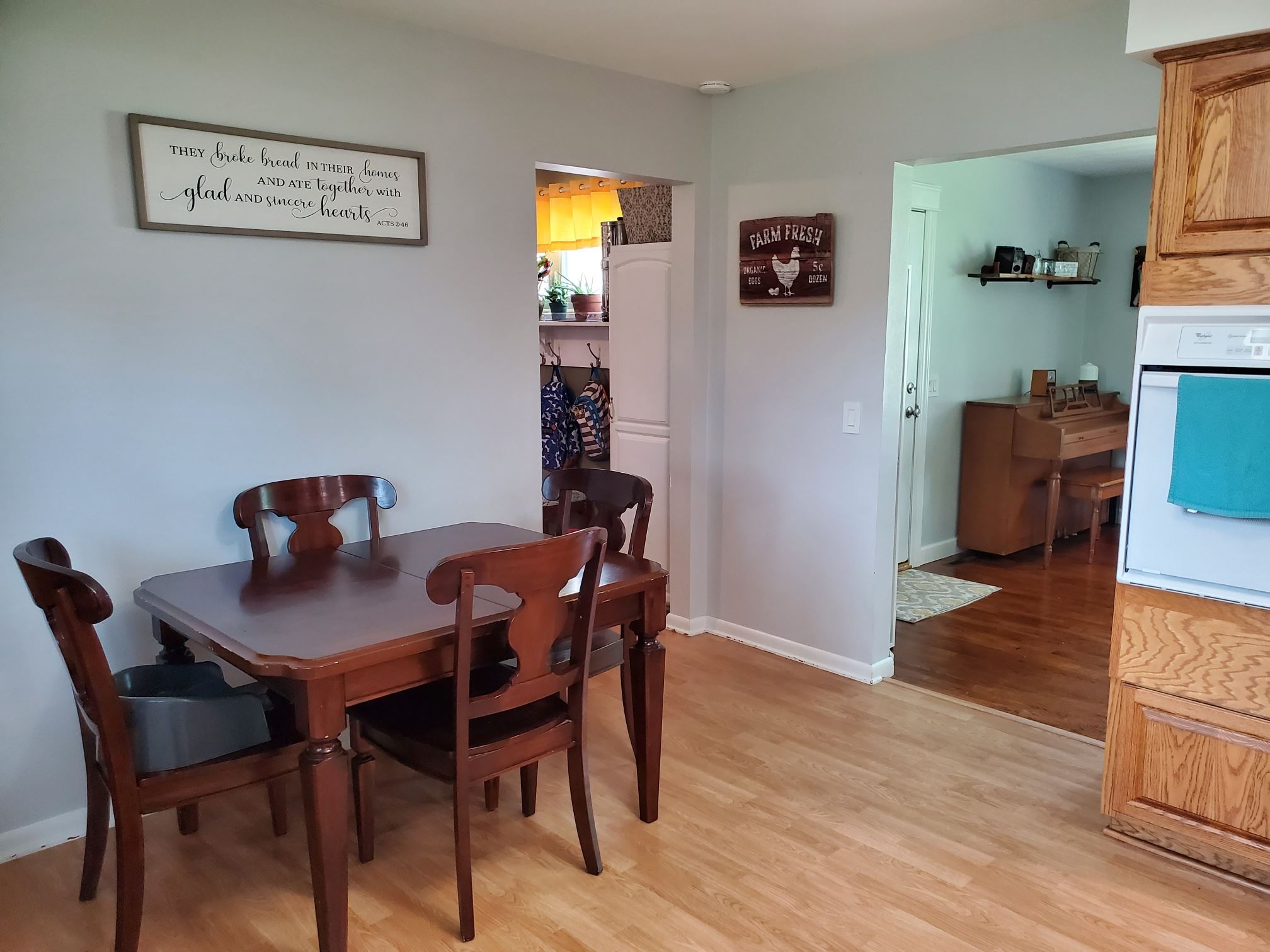 5909 South Delmar Road Marion, IN 46953 - Photo 3 of 17 Gallery Image 3