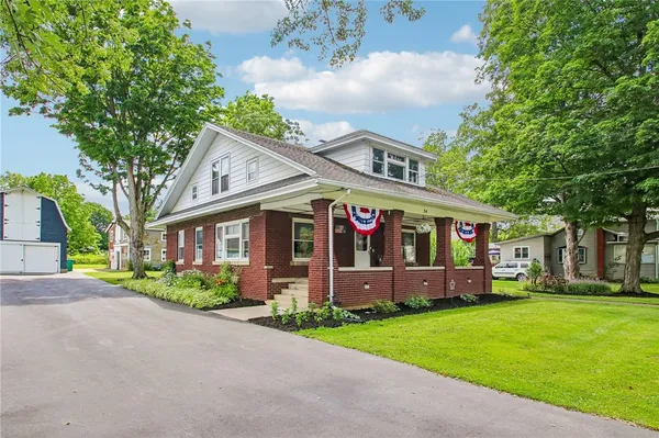 $334,900 | 54 Rochester Street, Bergen, NY 14416