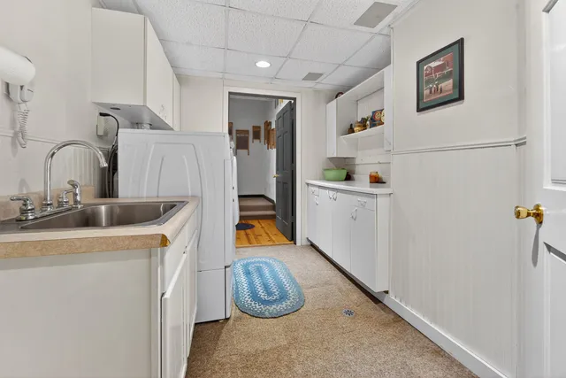 $975,000 | 107 Lamine Lane, Combined Locks, WI 54113