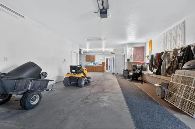 $975,000 | 107 Lamine Lane, Combined Locks, WI 54113