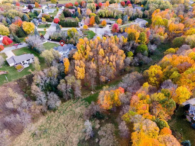 $975,000 | 107 Lamine Lane, Combined Locks, WI 54113