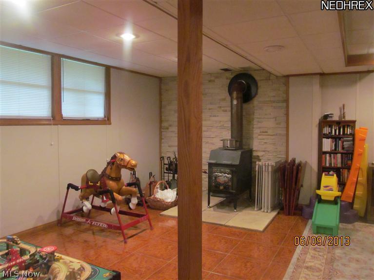 11859 Sheldon Road Mantua, OH 44255 - Photo 6 of 12 Gallery Image 6