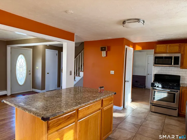 $3,200 | 44 Crabapple Road, Windsor, CT 06095