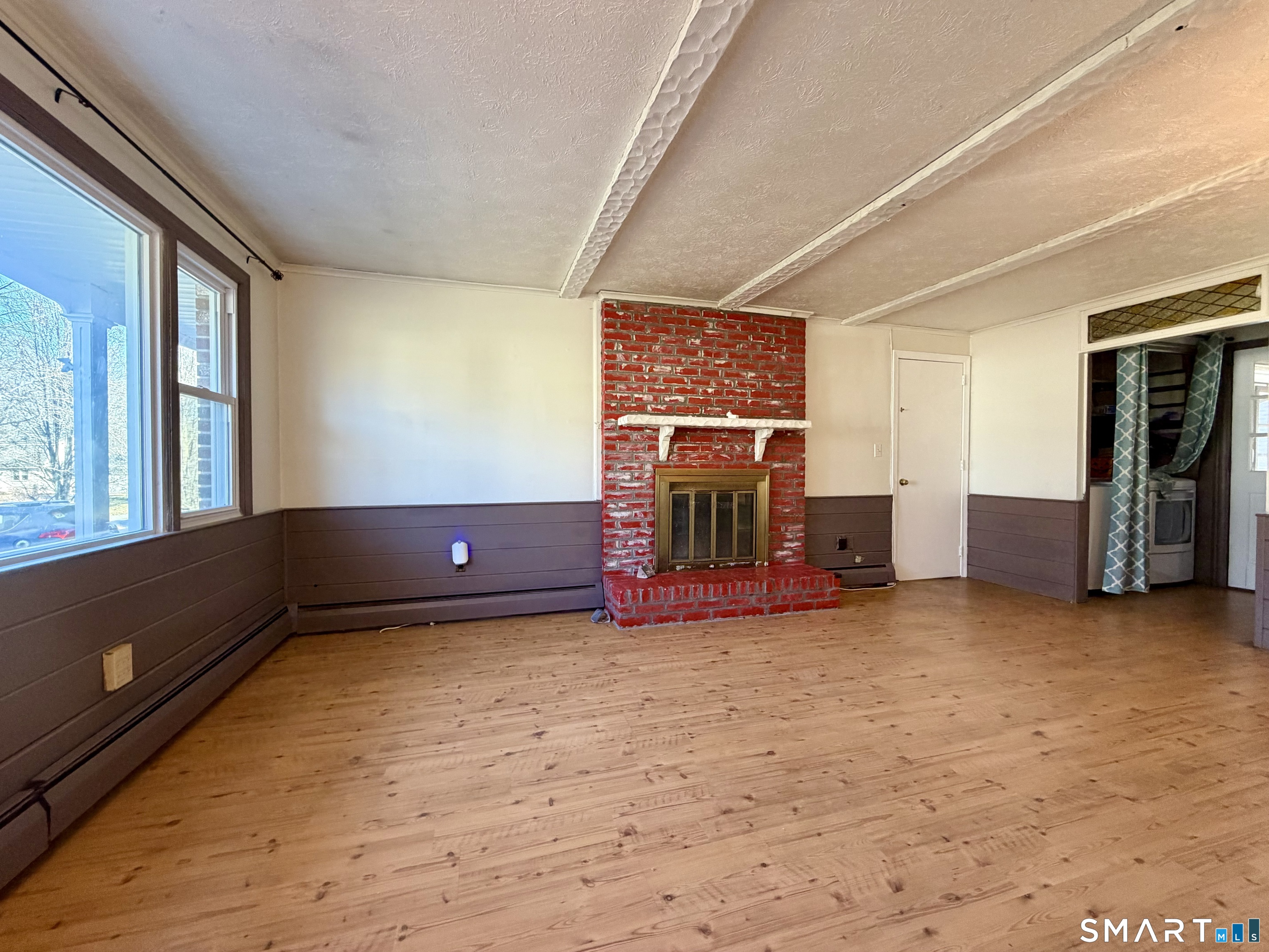44 Crabapple Road Windsor, CT 06095 - Photo 20 of 38 a view of an empty room with window