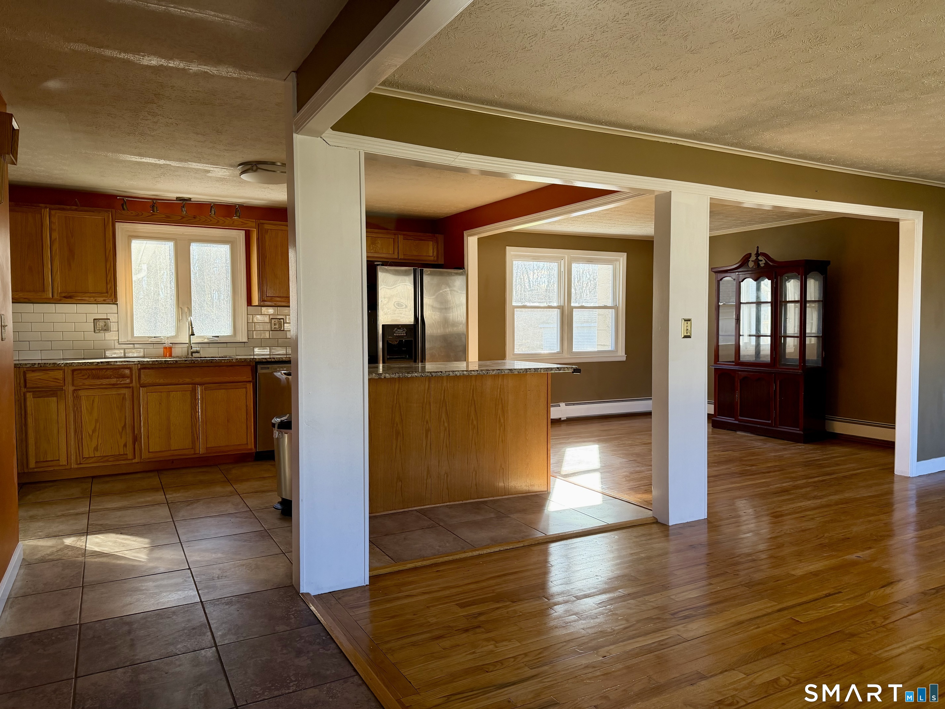 44 Crabapple Road Windsor, CT 06095 - Photo 6 of 38