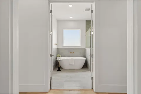 $1,247,000 | 710 Waverly Street, Unit D, Houston, TX 77007