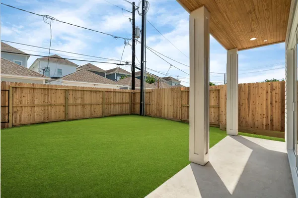 $1,247,000 | 710 Waverly Street, Unit D, Houston, TX 77007
