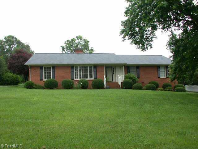 140 Waddington Road Clemmons, NC 27012 - Photo 1 of 1 Exterior Front.