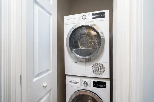 a view of washer and dryer in a utility room