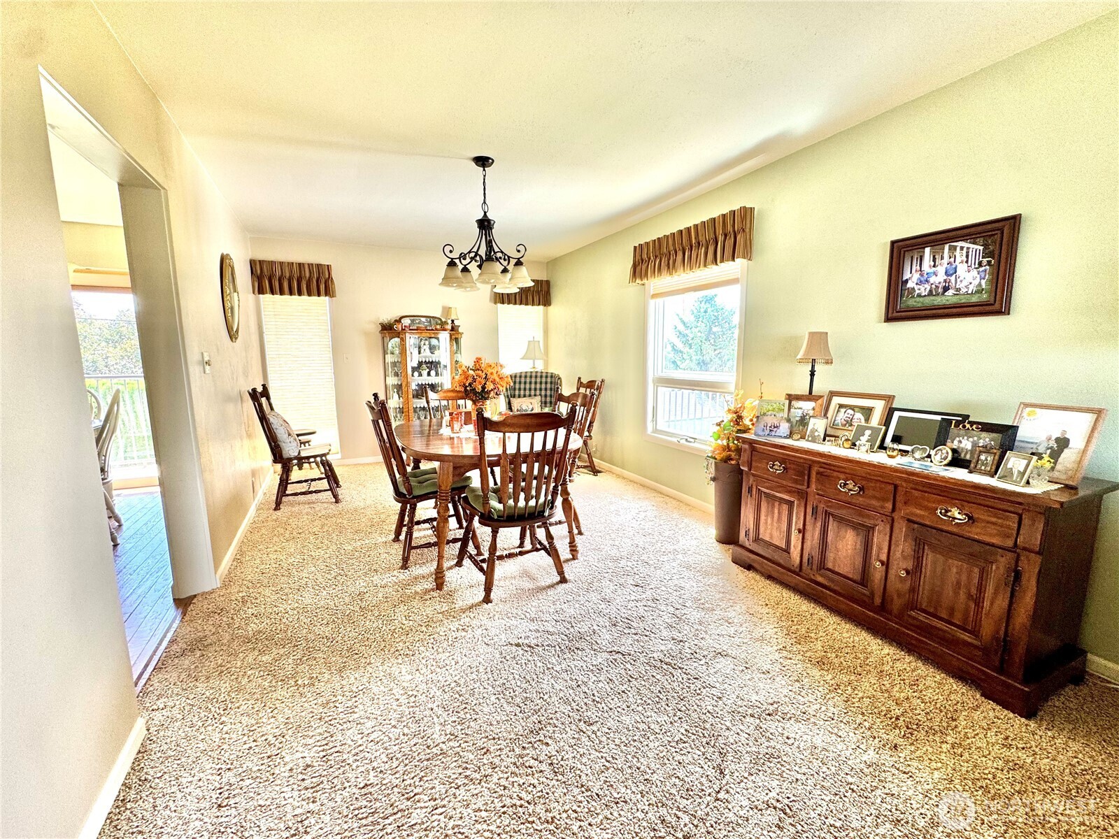 309 West 9th Avenue Ritzville, WA 99169 - Photo 11 of 31 a view of a dining room with furniture