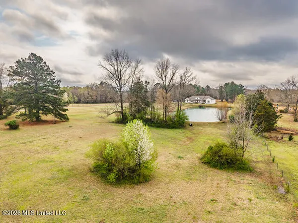 $775,000 | 4597 Hernando Road, Holly Springs, MS 38635