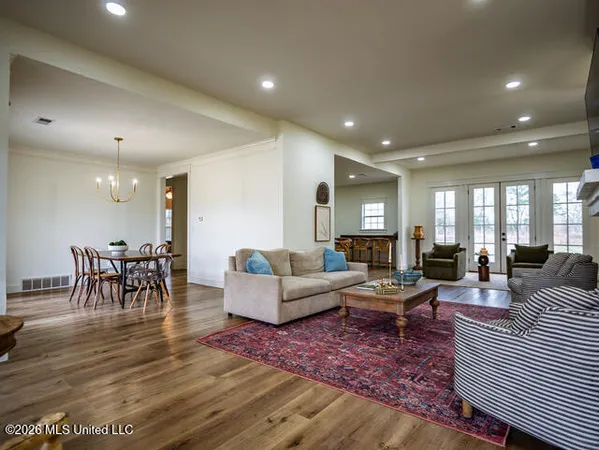 $775,000 | 4597 Hernando Road, Holly Springs, MS 38635