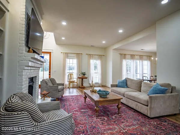 $798,000 | 4597 Hernando Road, Holly Springs, MS 38635