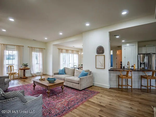 $798,000 | 4597 Hernando Road, Holly Springs, MS 38635