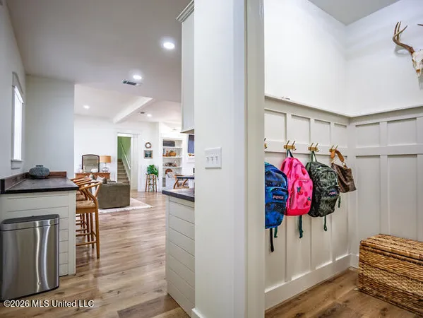 $798,000 | 4597 Hernando Road, Holly Springs, MS 38635