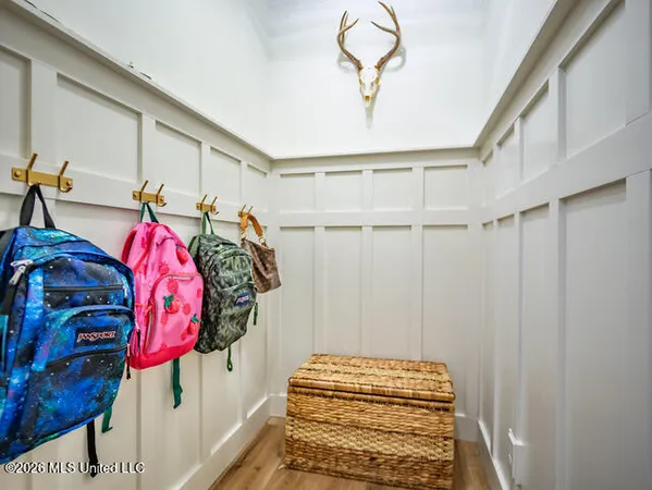 $798,000 | 4597 Hernando Road, Holly Springs, MS 38635