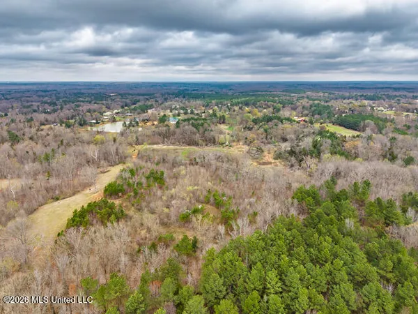 $798,000 | 4597 Hernando Road, Holly Springs, MS 38635