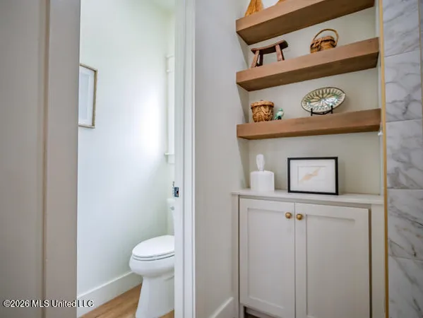 $798,000 | 4597 Hernando Road, Holly Springs, MS 38635