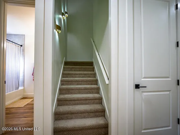 $798,000 | 4597 Hernando Road, Holly Springs, MS 38635