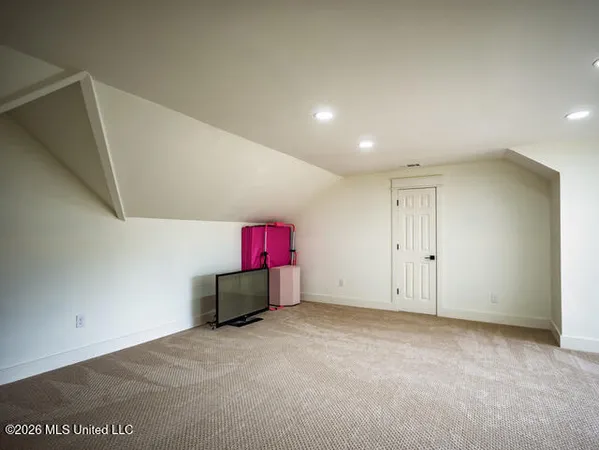 $798,000 | 4597 Hernando Road, Holly Springs, MS 38635