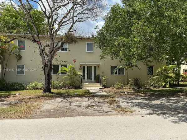 $1,950 | 7734 Southwest 55th Avenue, Unit C, Miami, FL 33143