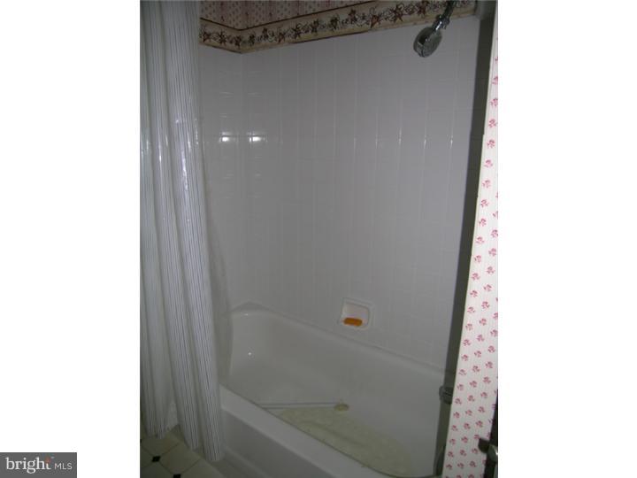 5526 Rinker Circle, Unit 335 Doylestown, PA 18902 - Photo 19 of 24 Bathroom