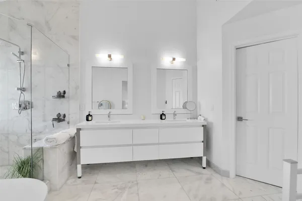 $11,500 | 1035 Boca Cove Lane, Highland Beach, FL 33487