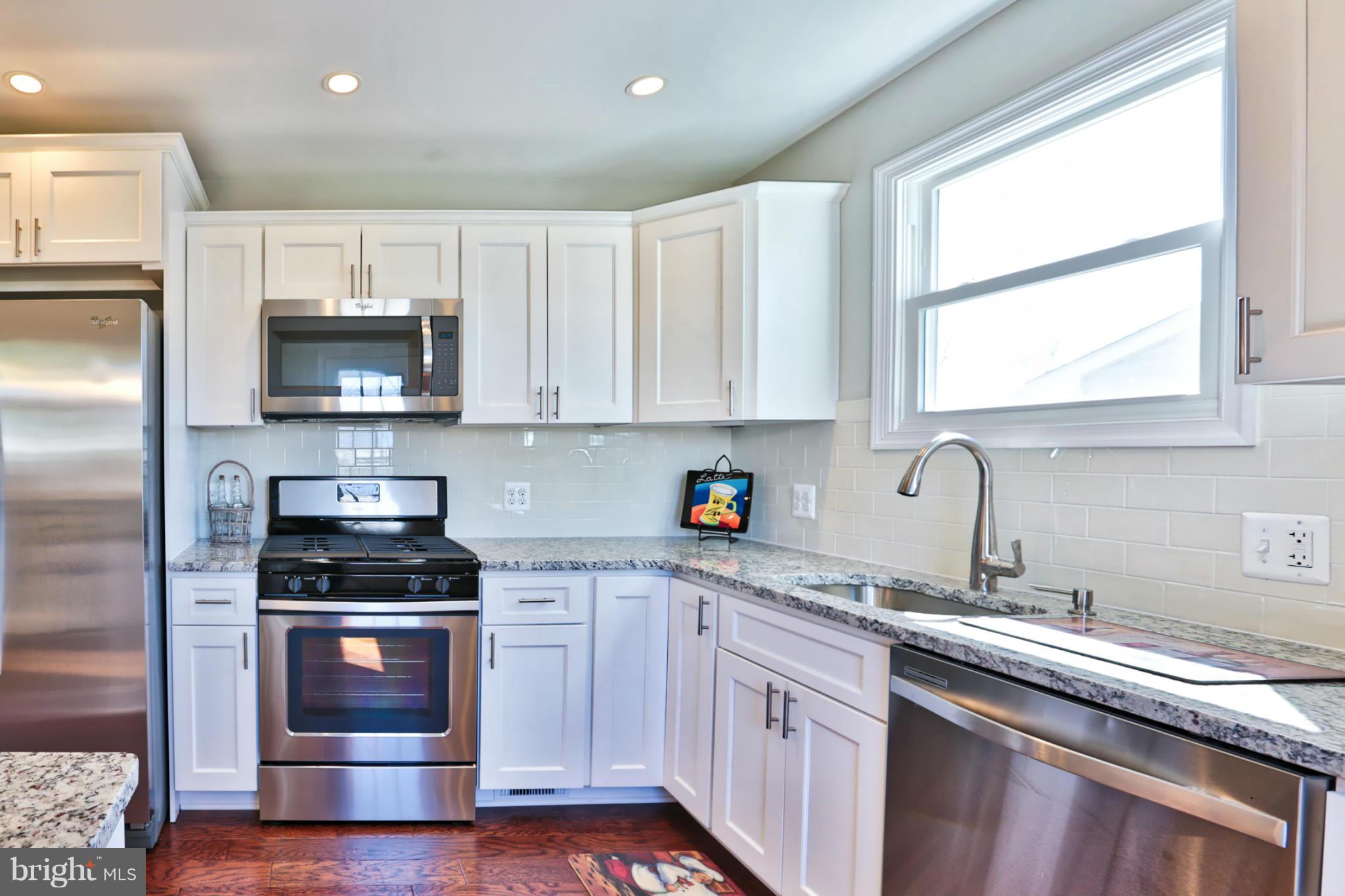 11 Edgemoor Road Lutherville-Timonium, MD 21093 - Photo 11 of 30 Granite Counters